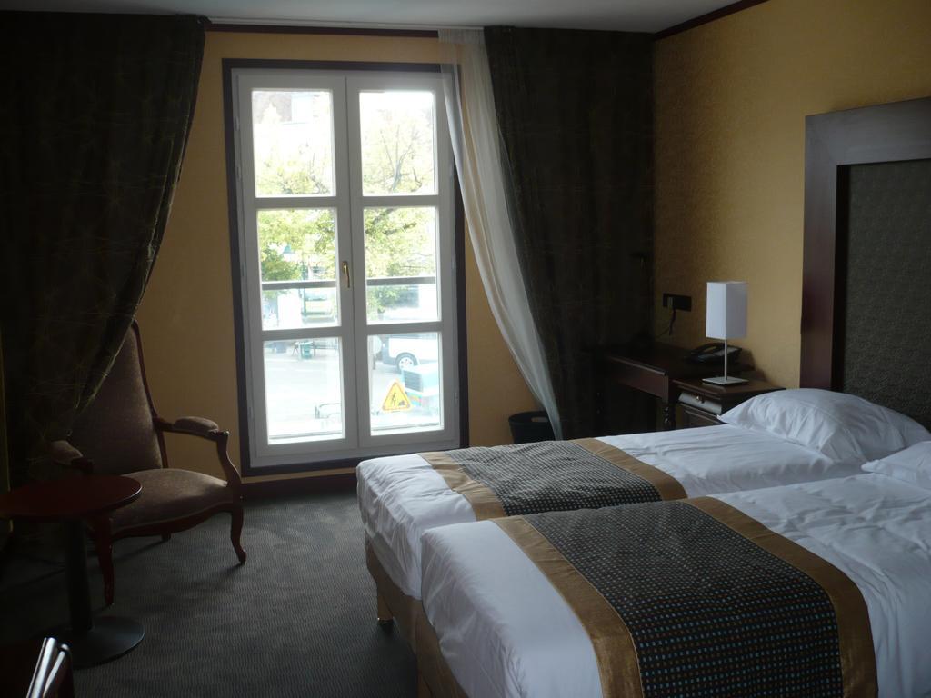 Hotel De France